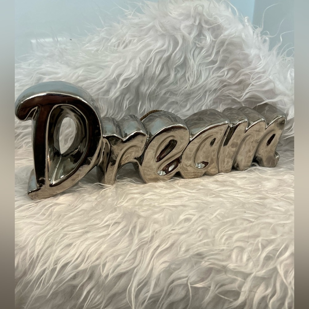 Silver Metal 'Dream’ Tabletop Sign/Word Chunky Letters & Potpourri, Holder